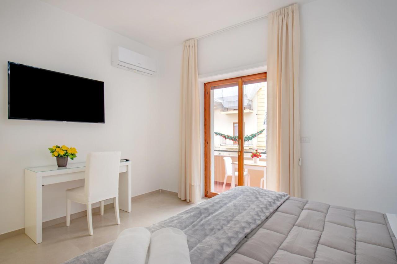 Lauro Charme B&B Di Rosanova Rosa Сорренто Экстерьер фото