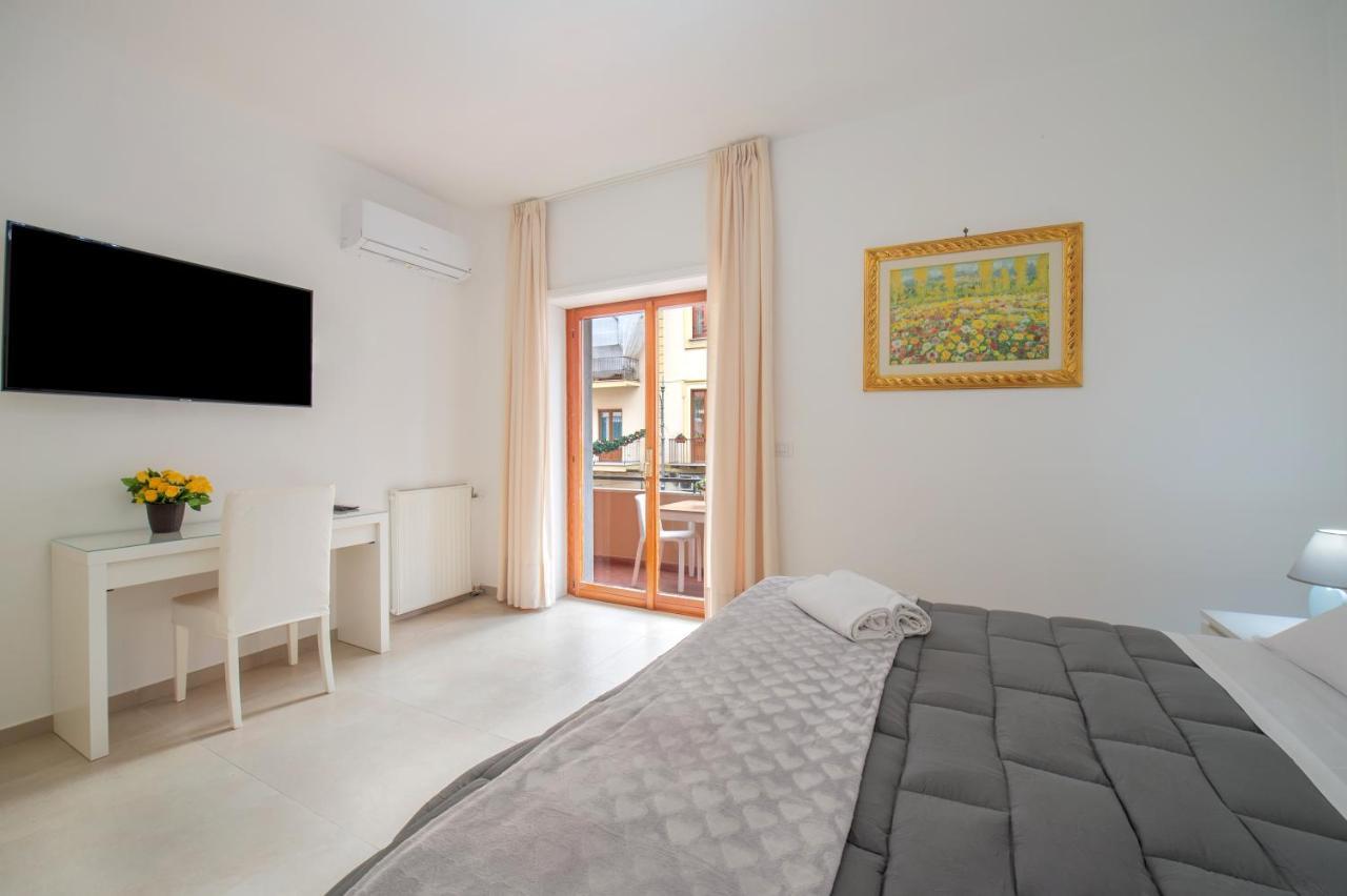 Lauro Charme B&B Di Rosanova Rosa Сорренто Экстерьер фото